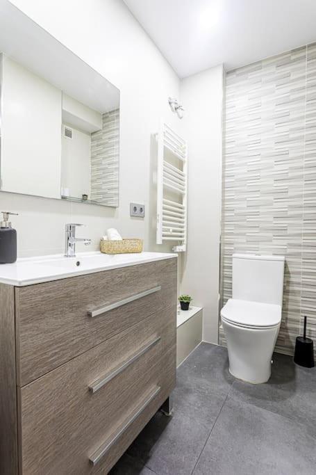발렌시아 Precioso Piso Moderno: Terraza, A/C, Netflix, Wifi 아파트 외부 사진